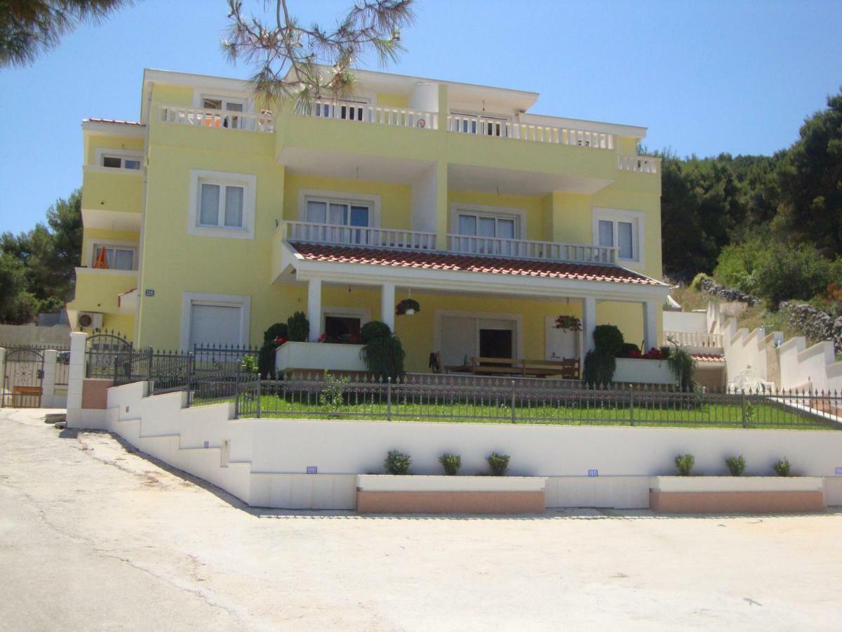 Vila Ana Mirela سلاتين المظهر الخارجي الصورة
